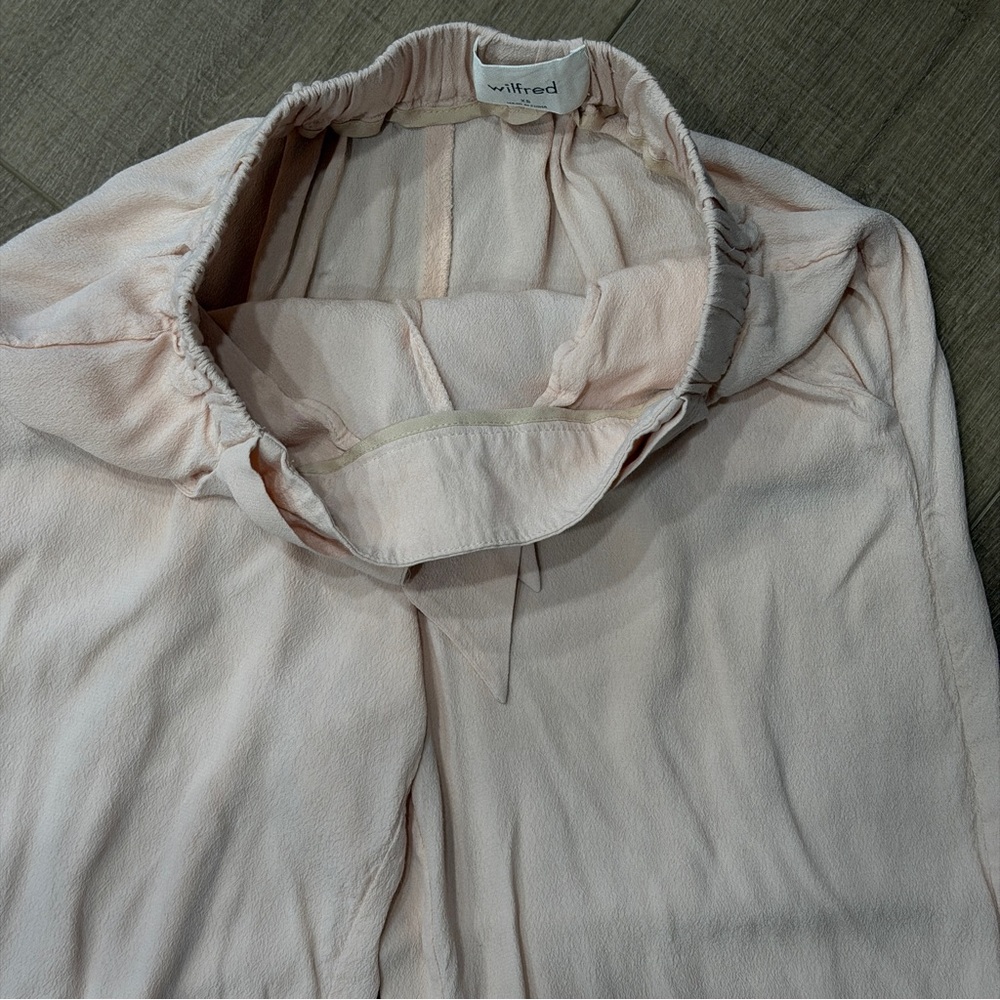 Aritzia Wilfred Pants Women XS Pink High Rise Crepe Wide Leg Belted 32” Crop - Picture 5 of 10